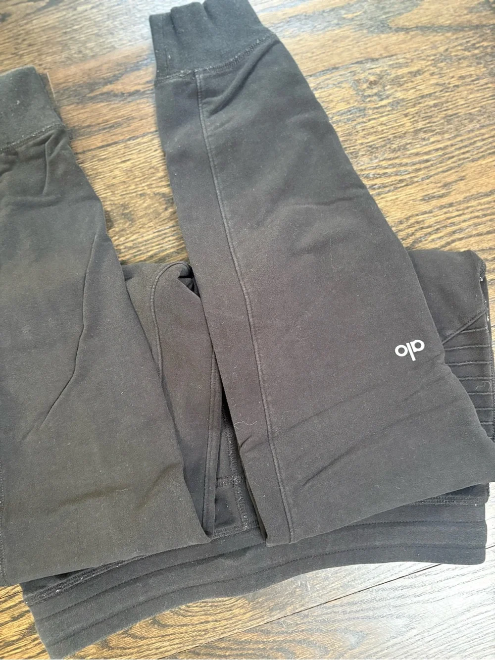 Black ALO sweatpants - size xs